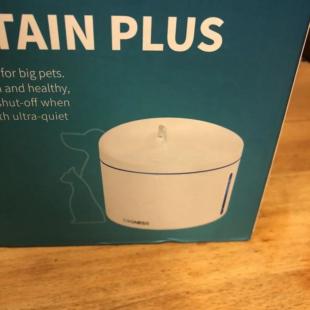 Dogness Pet Smart Water Fountain PLUS (LARGE PETS) White Auto Shuts Off 3.2 L
